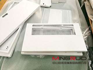 做钣金机箱要考虑的一些问题_半岛站线体育网-半岛online(中国)