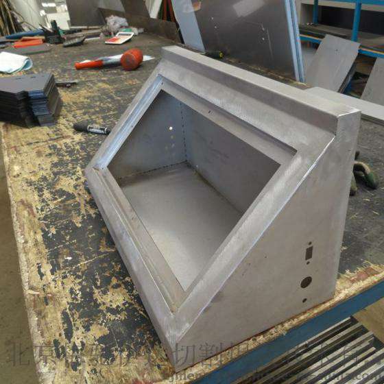 钣金加工焊接注意什么？-半岛站线体育网-半岛online(中国)